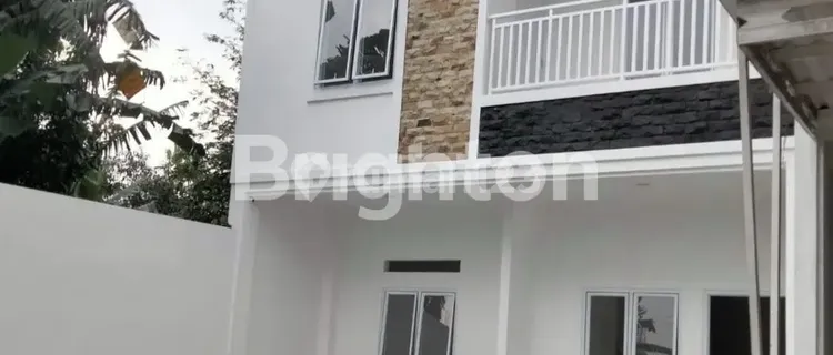 Rumah Mewah Strategis di Pusat Kota Depok 1