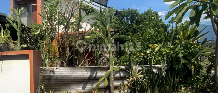 House with Mountain Views in West Ungaran (A3202) 1