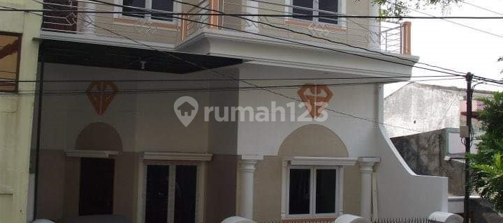 2-Story House Ready to Live in South Semarang (A0135) 1