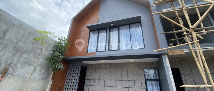 Rumah Bagus Furnished SHM untuk Investor Surabaya & Jogja 1