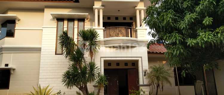 Residence in an elite neighborhood, near the airport & seaport. 1