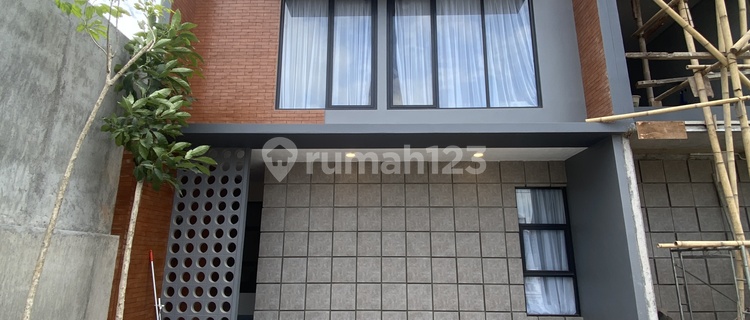 Rumah Full Furnished SHM untuk Investor Properti Jakarta  1