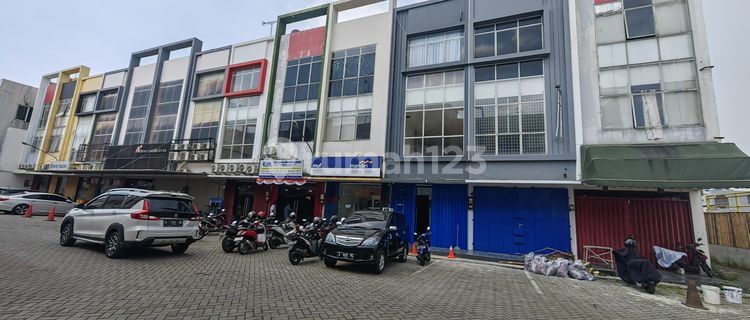 For Sale Ready-to-Occupy Shop House in Central Business Area at Cilegon Business Square 1