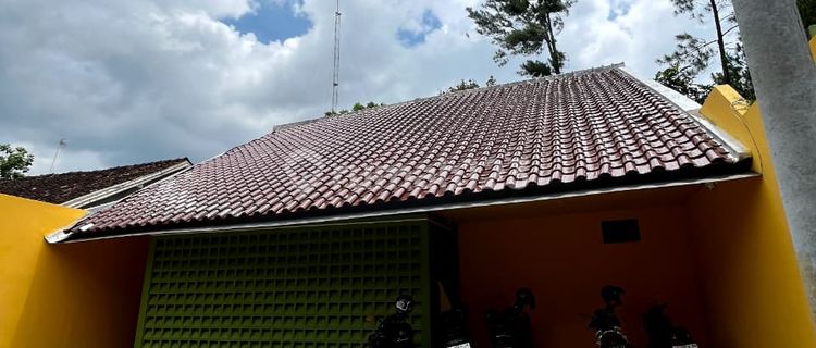 Strategic Boarding House Potential Profit in Nayan Maguwoharjo Near UPN 1