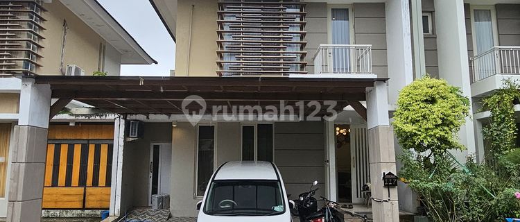 Freehold House with Strategic Location in Elite Housing, Ngaglik, Furnished 1