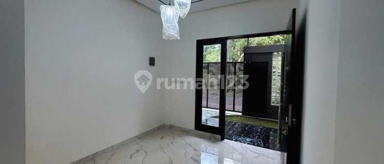 House Near Purwomartani Toll Exit, Many Public Facilities 1