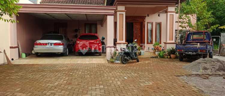 Rumah Mewah Dekat Jalanraya Gunungpati Semarang 1