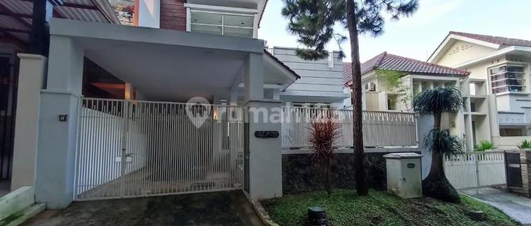 For Sale Two-Story Luxury House in Villa Puncak Tidar Complete with Swimming Pool 1