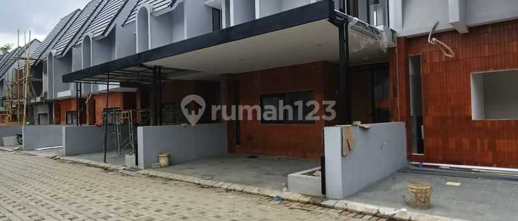 Dijual Murah Rumah Kos Lokasi Strategis di Joyo Agung 1