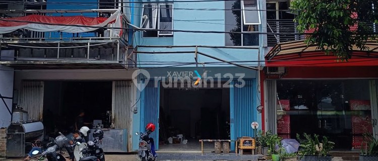 For Sale 3-Storey Shop House Near Kawi Street, Klojen Malang 1