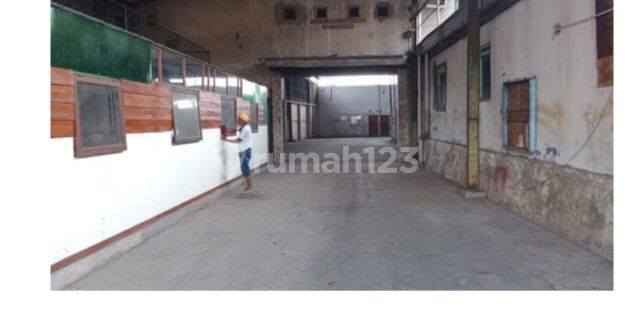 Strategic Warehouse, Less Than 2 Minutes from Bawen Toll Exit 1