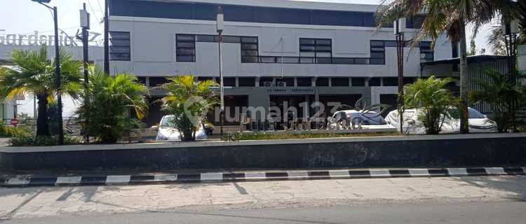 Shop house in Puri Gardenia, Gedongan, Bangunjiwo, Kasihan, Bantul 1