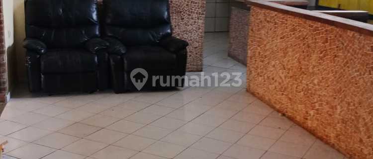 Ex-Resto Shop House Strategy in Sanur 1