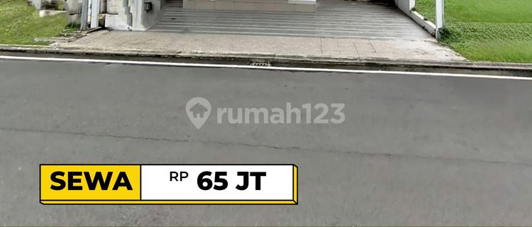 Newly Renovated Ready-to-Live House in Citraland Gama City 1