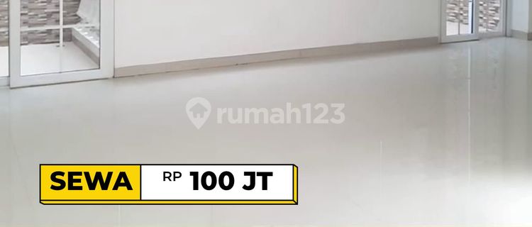 Rumah Cantik Luas Full Furnished di Komplek Cemara Asri Medan 1