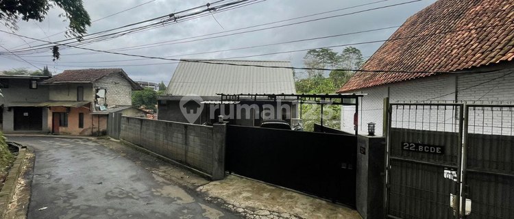 The Cheapest Beautiful House in Ciumbuleuit, Strategic Location Near Unpar, Rare Opportunity. 1
