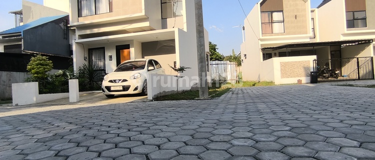 Rumah 2 Lantai Di Wilayah Bogor. Nyaman & Asri. View Gn Salak 1