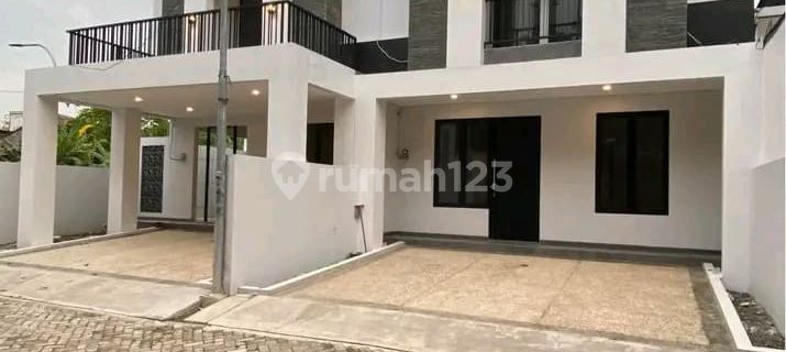 Rumah 2 Lantai Siap Huni Pedurungan Semarang 1
