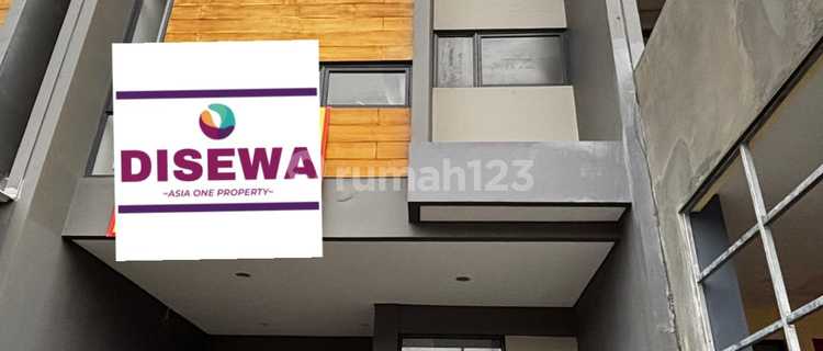 Good Ready-to-Occupy Shop House in Grand Wisata Bekasi 1