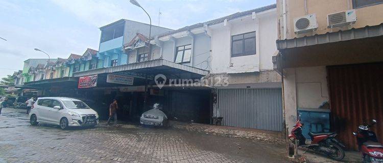Ruko 2,5 lantai di Komplek Mitra Bekasi SHM Bagus 1