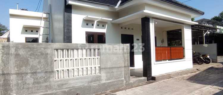 New House for Sale in North of Perum Candi Gebang, Condongcatur, Sleman 1