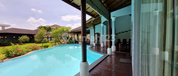 Spacious Luxury House in Graha Helvetia 1