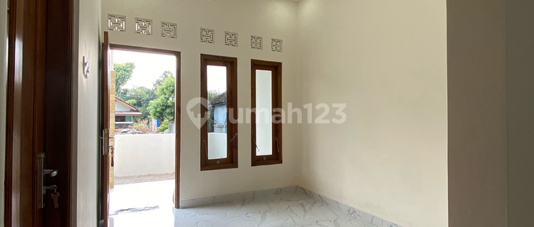 Rumah Baru Bangun 3 Km Dari Jalan Jogja -Solo Dekat Pabrik Sgm Rumah 1