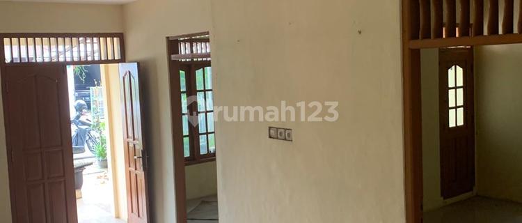DIJUAL RUMAH 4 KAMAR TIDUR SIAP HUNI DI WISMA TAJUR, CILEDUG - TANGERANG 1