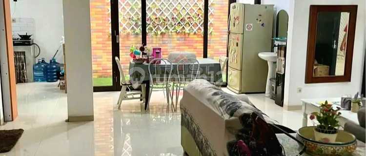 Rumah Mewah Dalam Cluster Elite di Bintaro Sektor 9 1