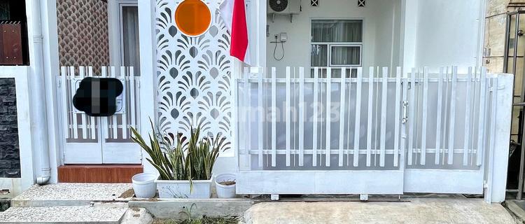 Newly Renovated Small House in Bintaro Sector 5 Complex Area 1