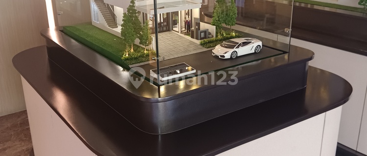 Rumah 2 Lantai Candi Golf Beverly Hills Franklin Pesan Bangun 1