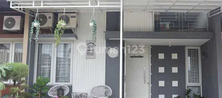 Beautiful & Attractive House in Golden City Housing, Sepatan Tangerang 1