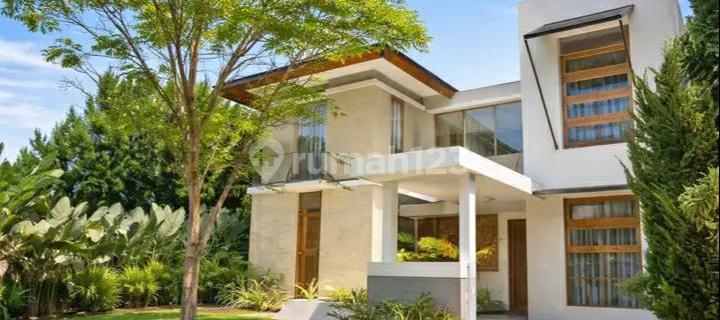 House in BSD Cluster Versailles Residence BSD City Tangsel 1