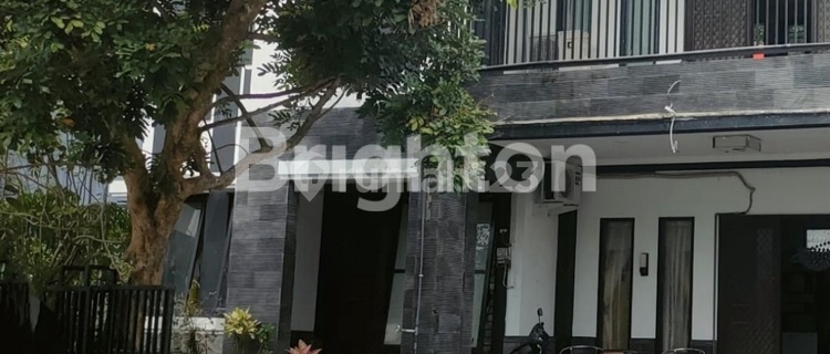 House For Hook Strategic Location 1