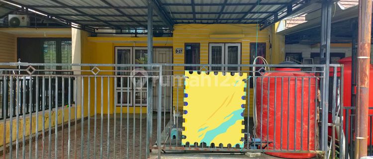 Comfortable and Green House Ready to Live In 1