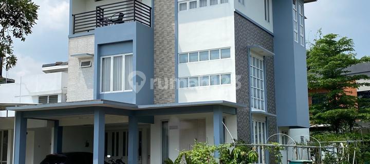 Nice 3 Story House In Cosmo Icon Bsd Negotiable 1