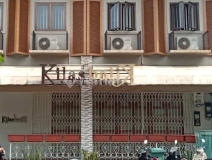 3-Storey Linked Shop House, Ready to Use, in Bintaro Sector 1 1