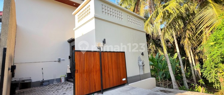 NEW LUXURY VILLA READY TO OCCUPY IN BATU BULAN, GIANYAR 1