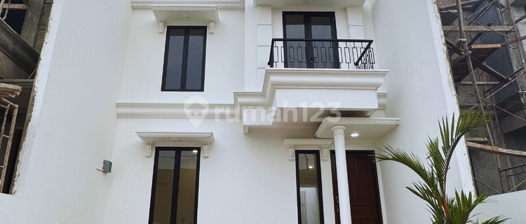 2-Story House in Bekasi, Strategic Location, Flood-Free 1
