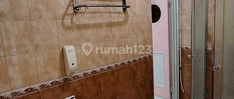 For Sale Modern House 102M² in Kopyor Barat, Kelapa Gading, North Jakarta 1