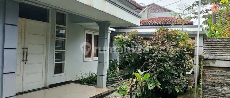 Dijual Rumah Luas 315M² Termurah di Kemang Pratama, Bekasi 1
