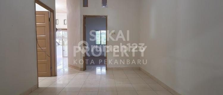 Disewakan Rumah Lokasi Tengah Kota Dekat Jalan Riau Ujung 1