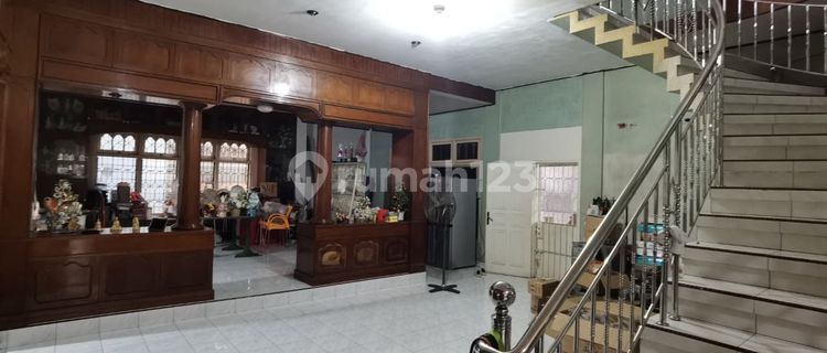 For Sale Spacious and Wide House at Jl. Hasanuddin 1