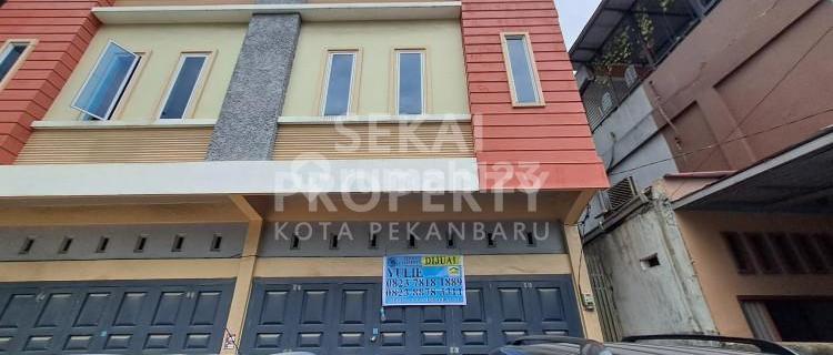 For Sale New 3-Story Shophouse Location Jl. Setiabudi - Pekanbaru 1