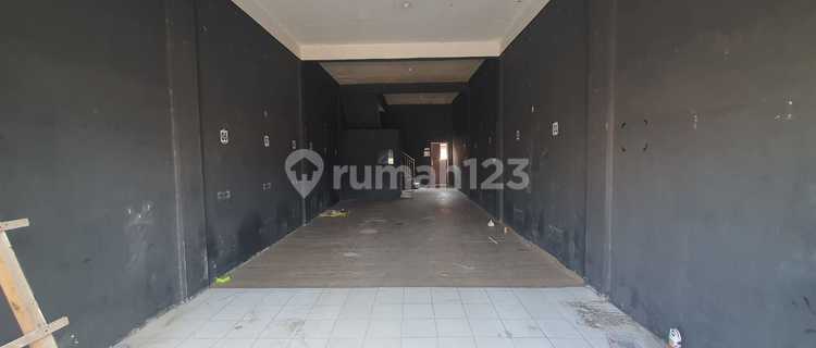 For Rent 2-Story Shop House Location Jl. Bukit Barisan 1
