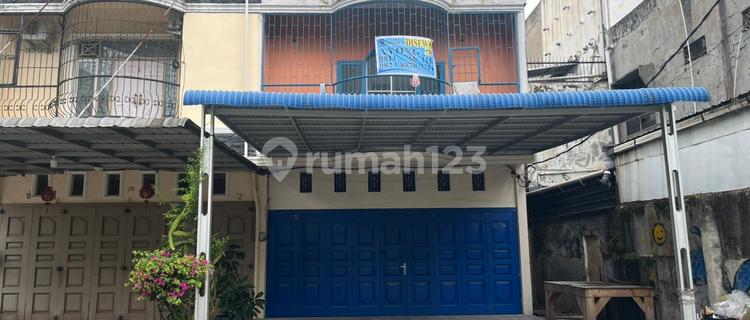 For Rent 2-Story Shop House on Jl. Jendral 1