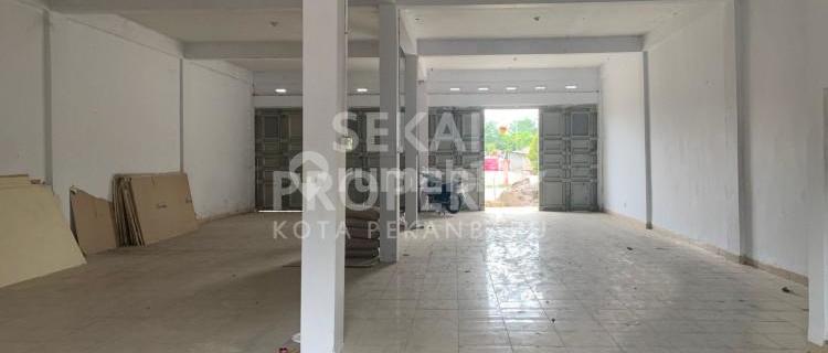 For Rent: 3 Units of Adjoined Shophouses on Jl. Subrantas - Panam 1