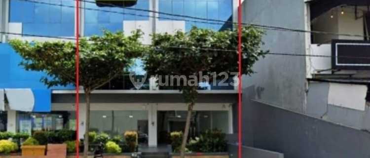 Corner Shophouse Suitable for Business Strategic Location Karawang Bekasi 1