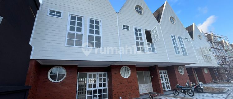 Townhouse Minimalis Modern di Pusat Kota Denpasar  1