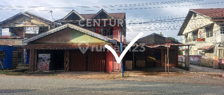 House by Kom Yos Sudarso Road Suitable for Business 1